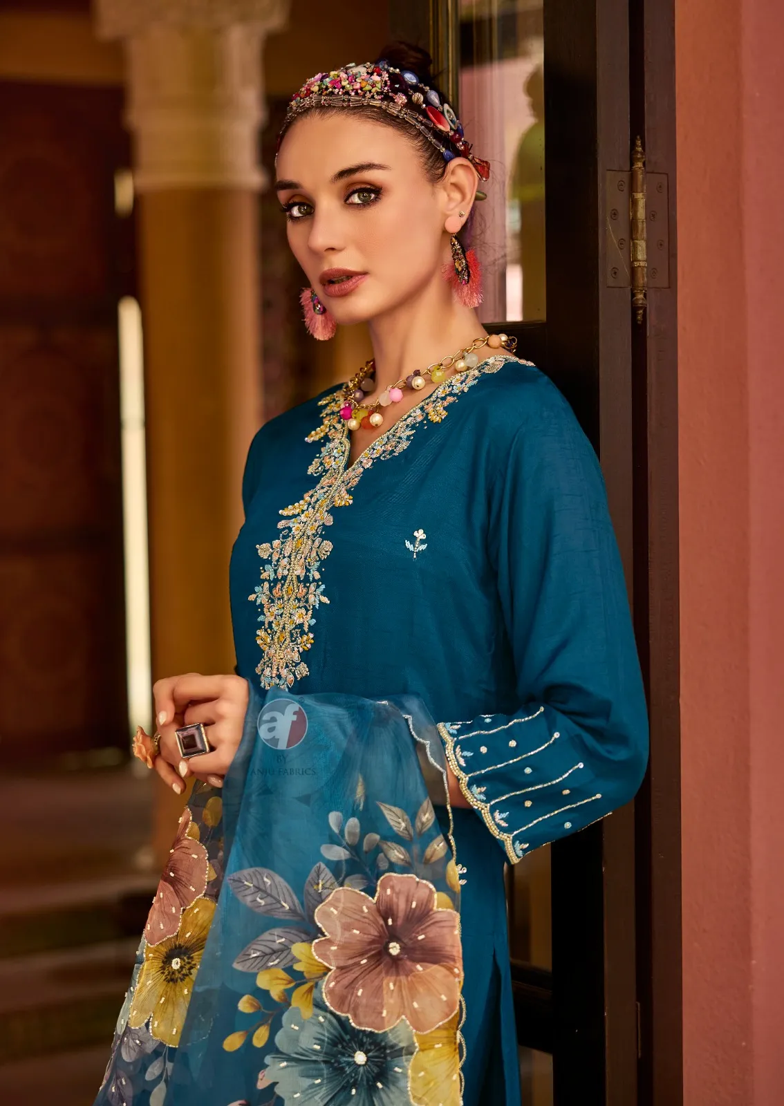 Kurti Pant With Dupatta Salwar suit - Image 5 in Surat